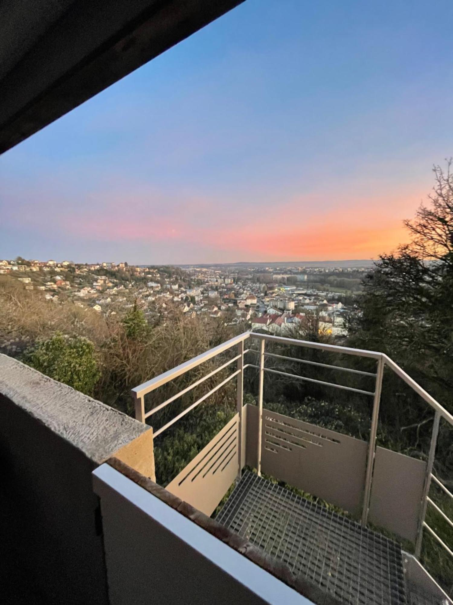 Appart' Terrasse Vue Exceptionnelle 1Er Etage Montbeliard Luaran gambar